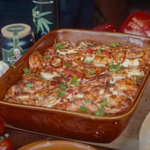 Griechisches Feta-Garnelen Saganaki aus dem Ofen - Kyriakos Kitchen Griechisches Feta-Garnelen Saganaki aus dem Ofen - Kyriakos Kitchen